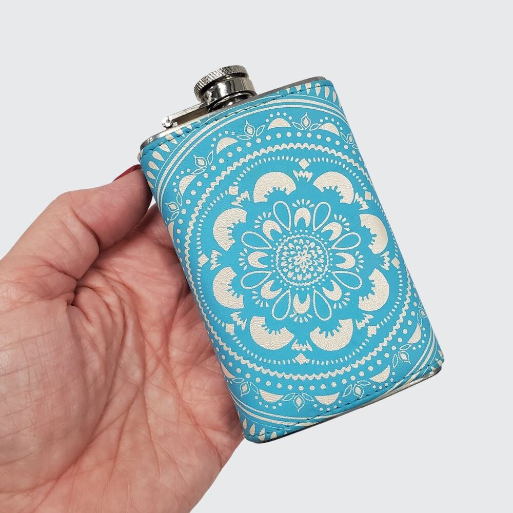 Stylish Blue/White Stainless Steel 5oz Flask With Mandala Design Leakproof Cap